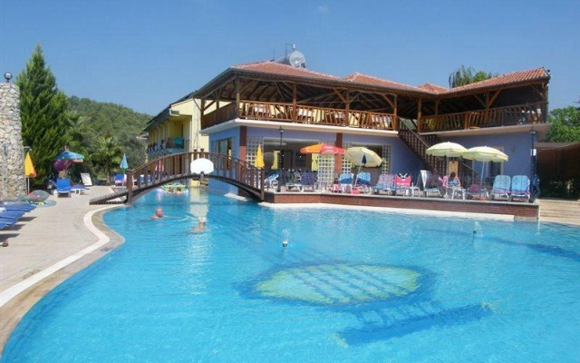 Hotel Destan