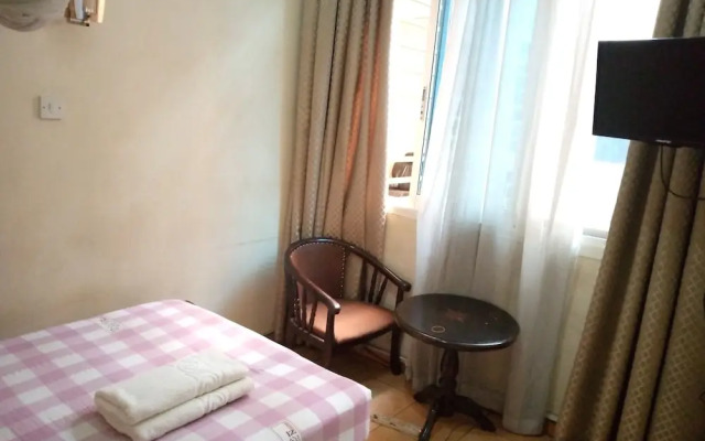 Double Five Hotel