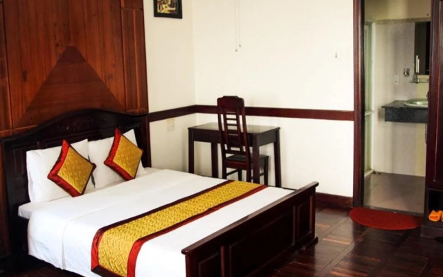 Hung Vuong Hotel