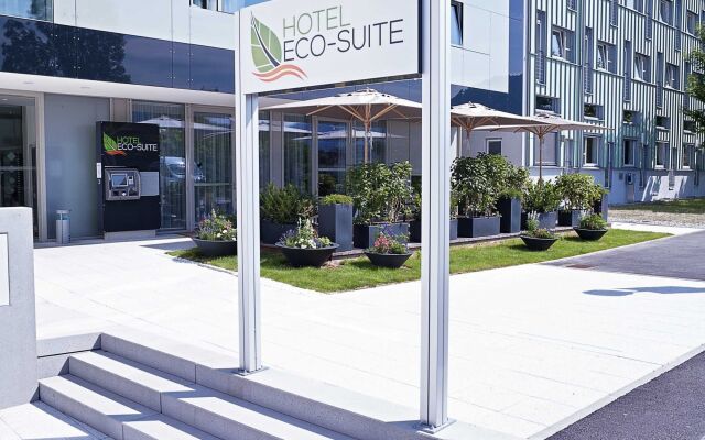 Отель Eco Suite Hotel Австрия, Зальцбург - отзывы, цены и фото номеров - забронировать отель Eco Suite Hotel онлайн вид на фасад