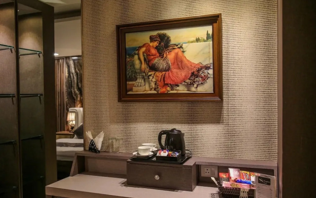 Kingdom Hotel