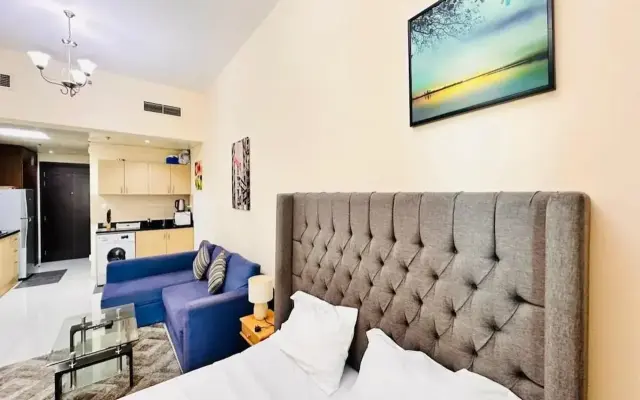 OYO 1233 Home Elite 1 Residence Sports City, Dubai