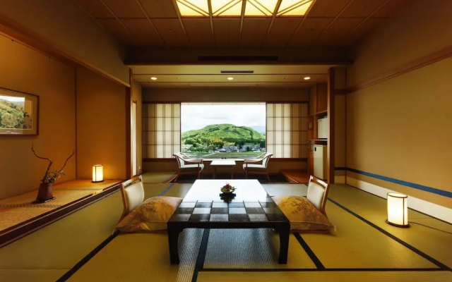 Tsukioka Onsen Shiratamanoyu Kahou