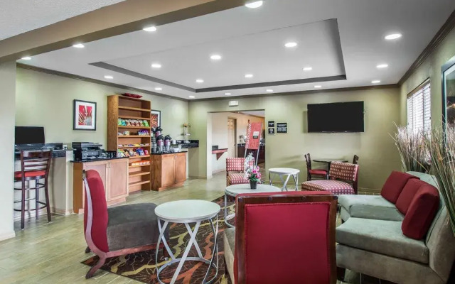 Best Western Plus Plant City Hotel