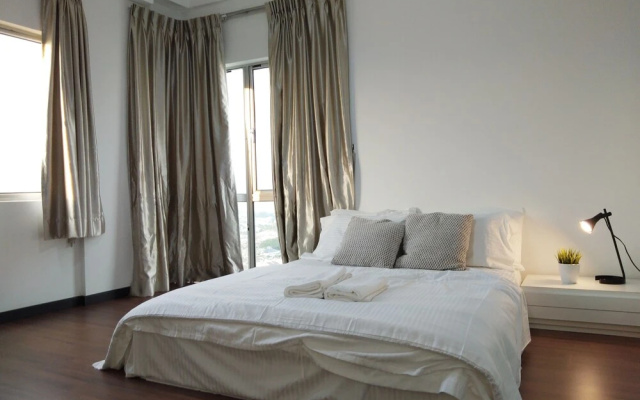 Plaza Manjalara with 2 bedrooms