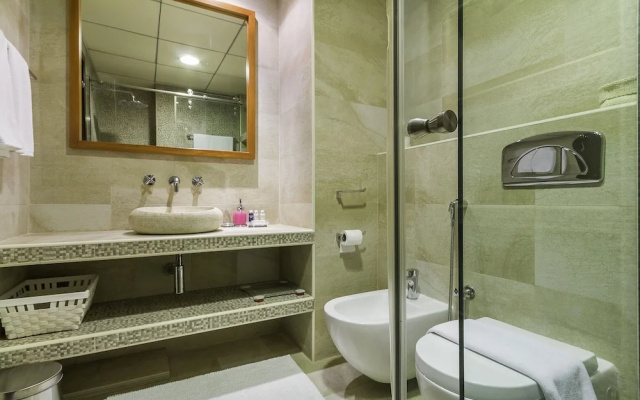 Maison Privee - Stunning Apartment w/ Dubai Marina View