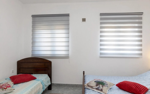 Apt Near N.park Paklenica 2 Few Mt Sea