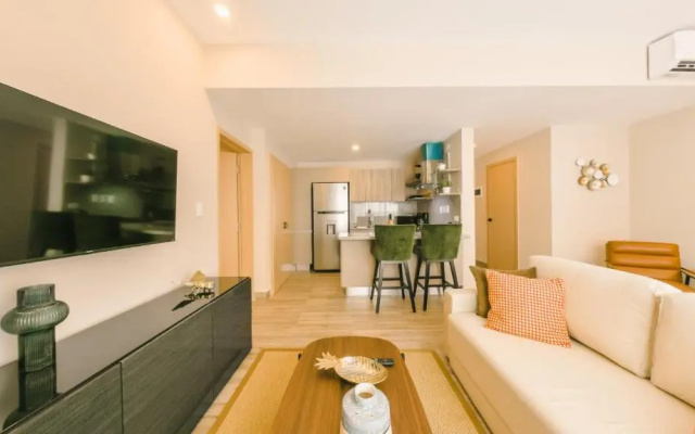 Fully Serviced Apartment at Regatta Living II - 703
