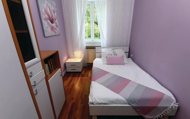 Amazing Home in Cavle With Wifi and 3 Bedrooms