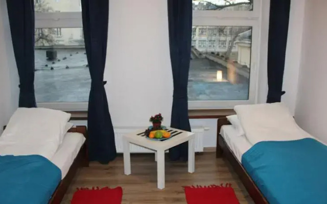 Baba Hostel