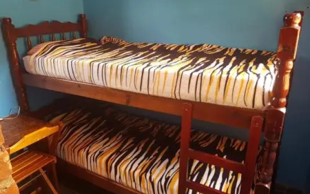 Hostel Yellow House