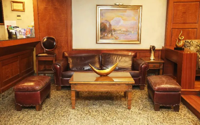 Etorno Hotel