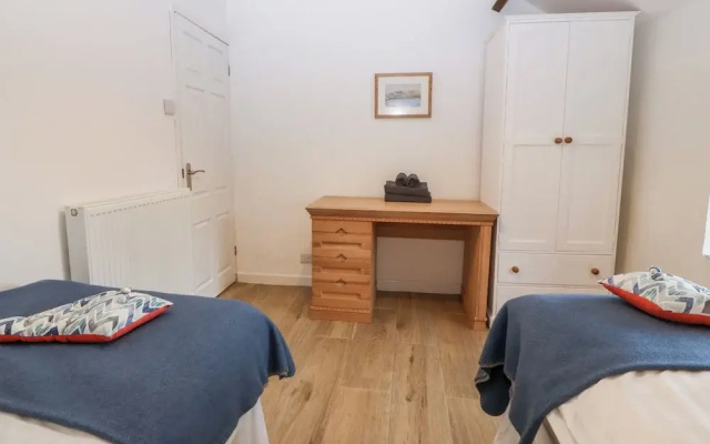 Y Bwthyn