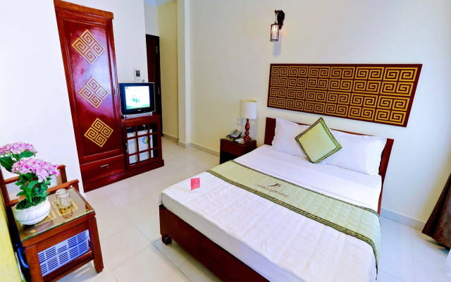 Amigo Hotel