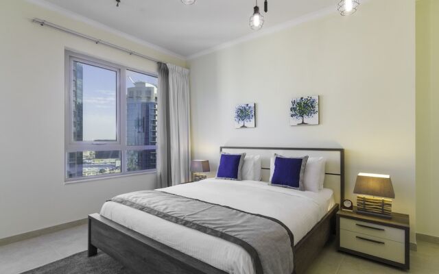 Отель Maison Privee - Burj Residence комната для гостей