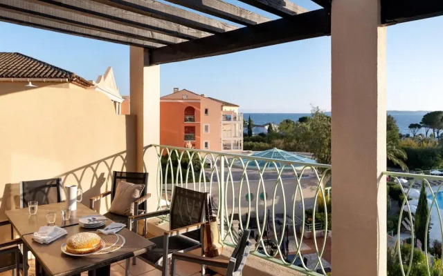 Apartment With Seaview