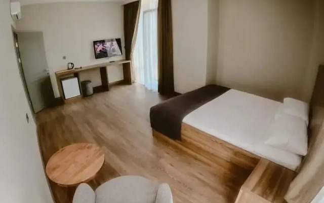 Karasu Riva Otel