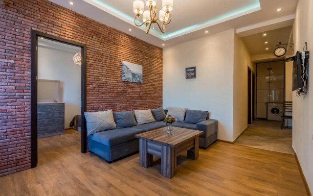 Apartment on Betlemi 41