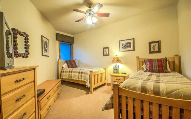 3105 Champagne Lodge,Trappeurs