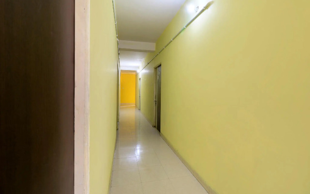 OYO Flagship 64791 Renuka Complex