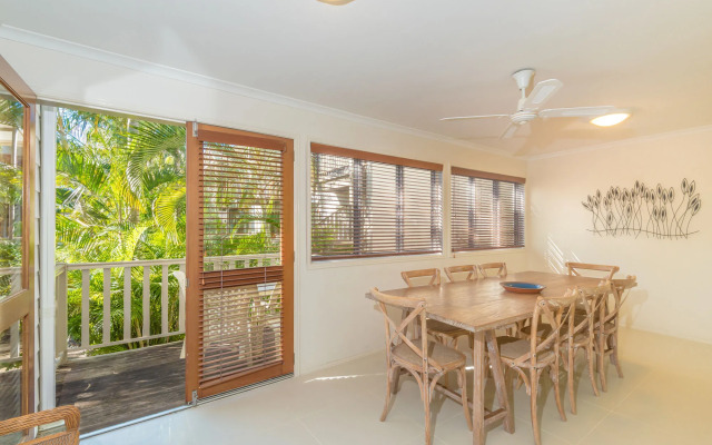 Noosa Outrigger Beach Resort