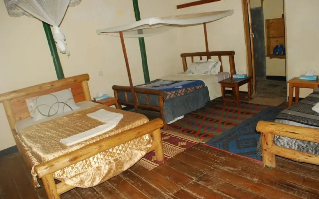 Ruhondeza Lodge