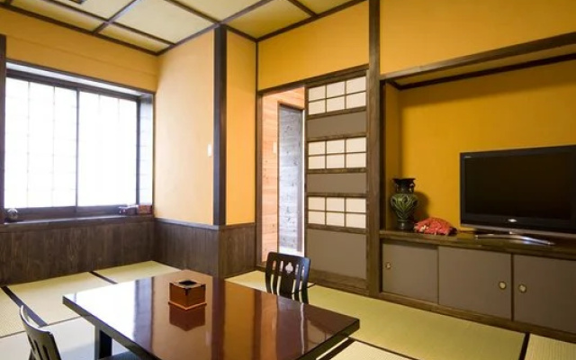 Ureshino Onsen Kujaku