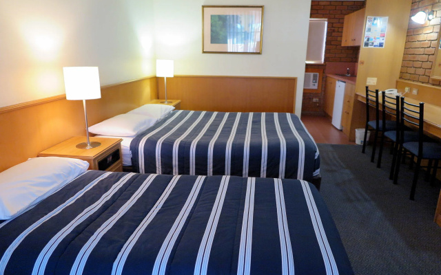 Summerhill Motor Inn