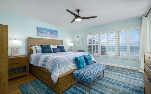 Sand Dollar III 308