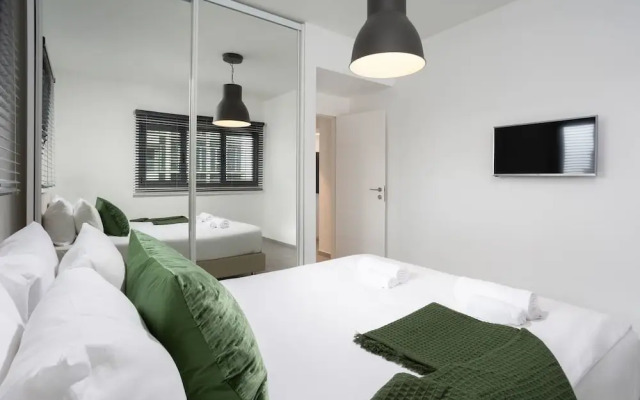 Delightful 2BR Roth-Allenby HolyGuest