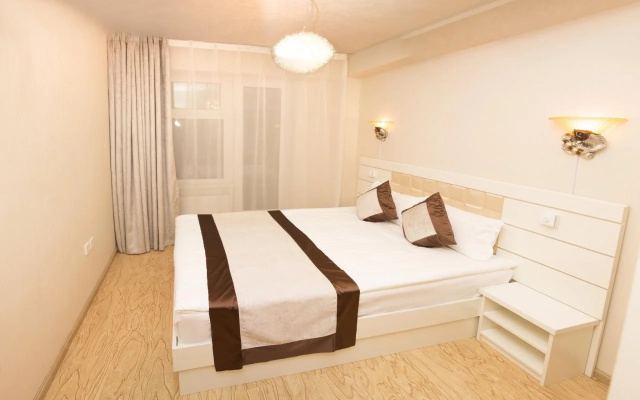 UB Suites Hotel