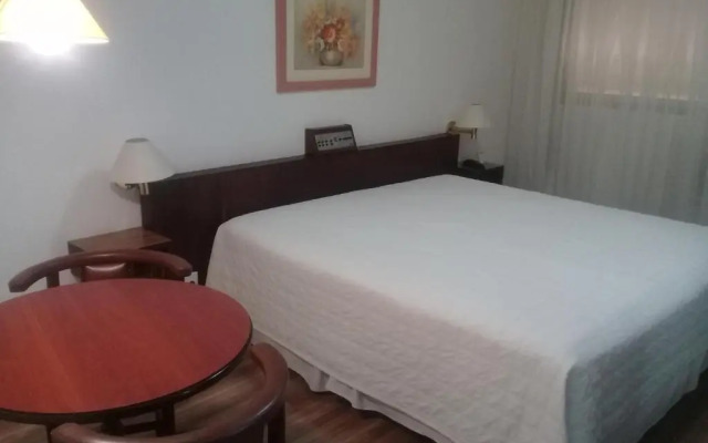 Canoas Parque Hotel