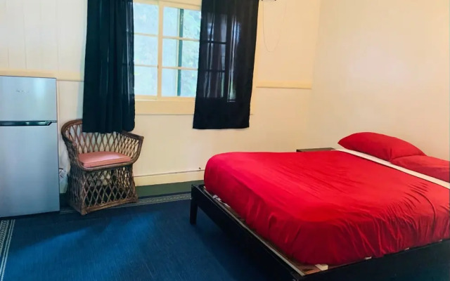 Wild Ginger Hotel