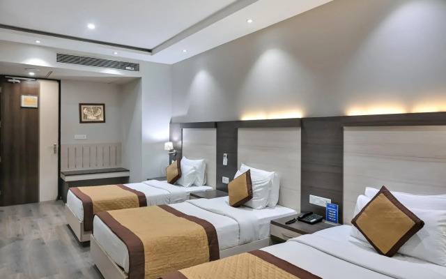 Hide Away Suites