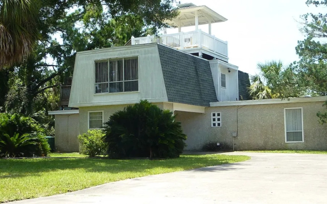 Atlantic Tabby by Jekyll Realty