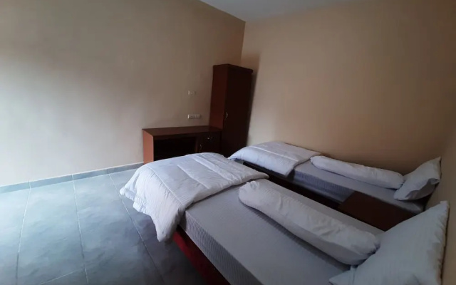 Oyo 1792 Ananda Kost