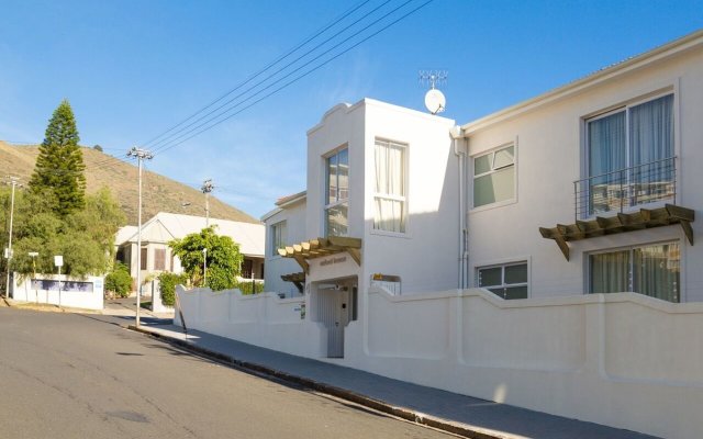 Oxford House in Cape Town, South Africa from 122$, photos, reviews - zenhotels.com hotel front