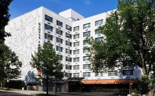 Kimpton Glover Park Hotel вид на фасад