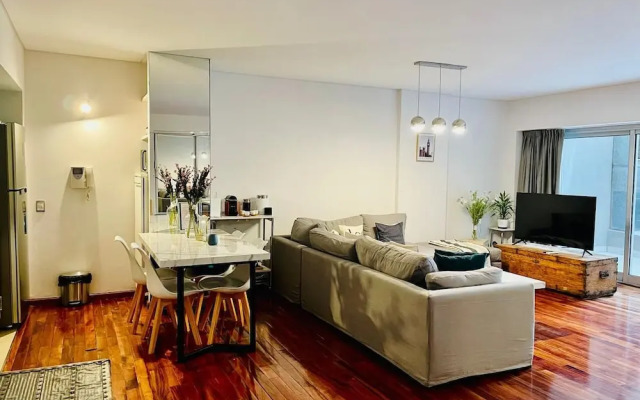 Spacious Estudio