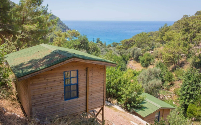 Helios Gunes Camping
