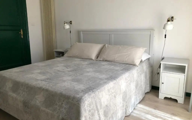 Cosmopolitan B&B