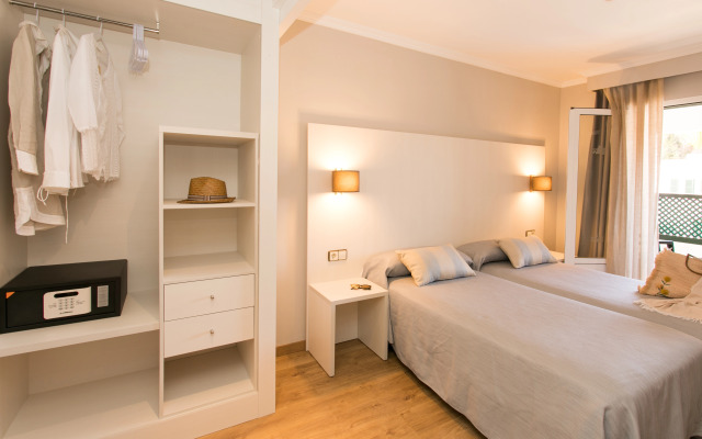 Minura Hotel Cala Galdana & Apartamentos