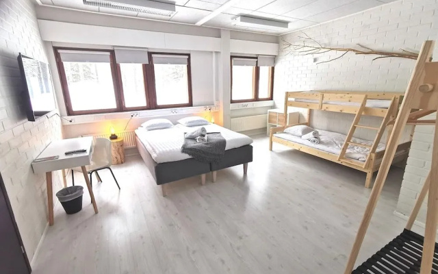 Hostel Aurora