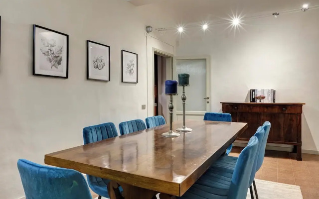 Pergola Apartment by Mamo Florence