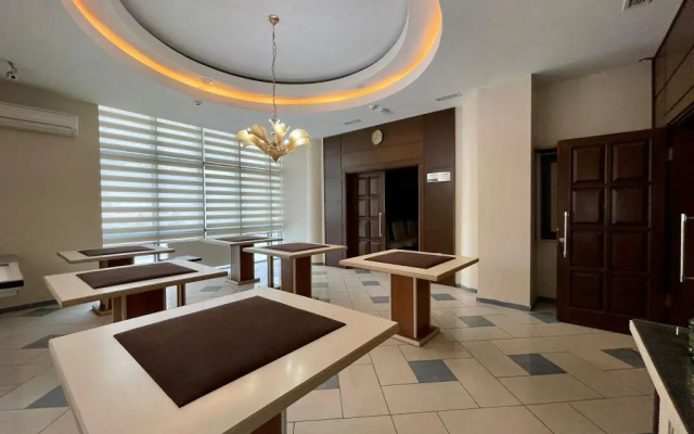 Cimenler Otel