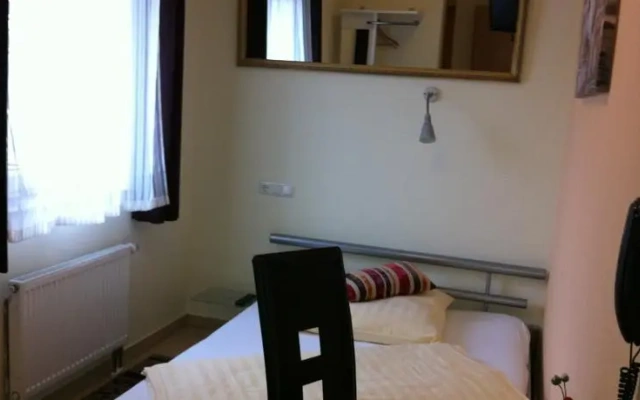 Main Hotel