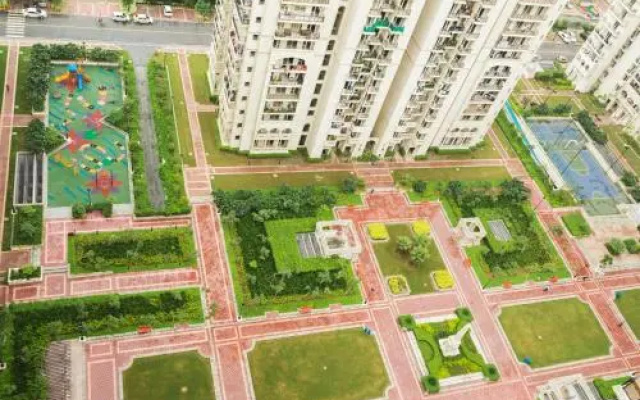 Hostie Elina-3BR Condo West/Central Delhi