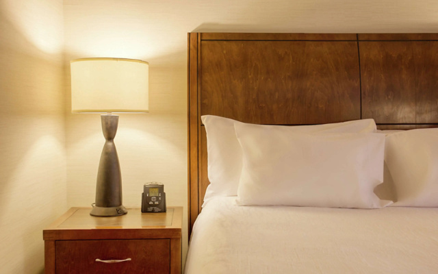 Hilton Garden Inn Milwaukee Downtown