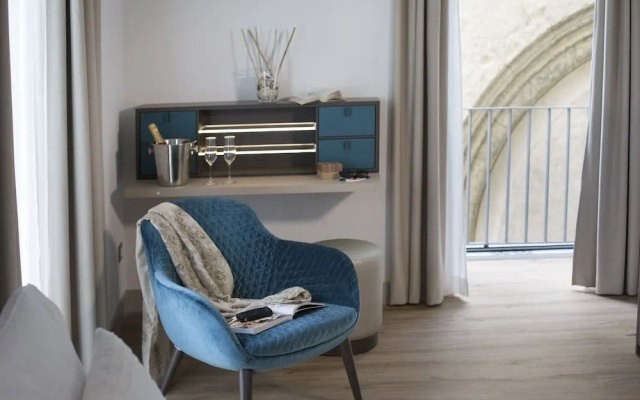 Elys Suites