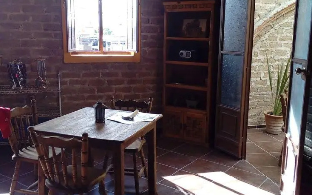 Hotelito E